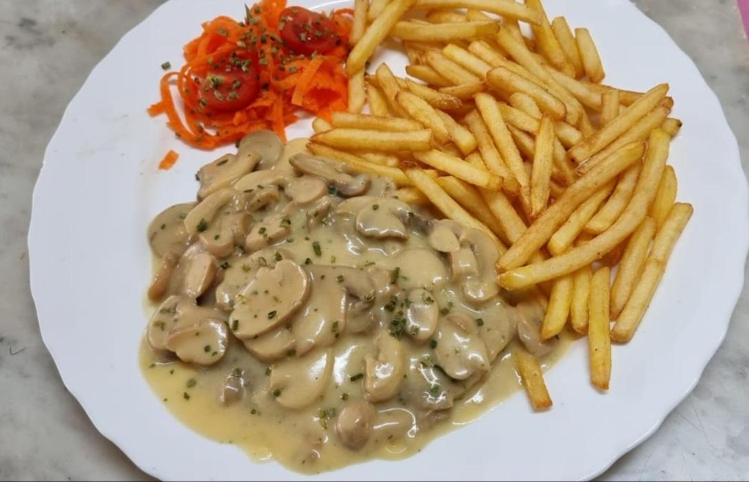 Zum Anker Lägenhet Briedel Exteriör bild